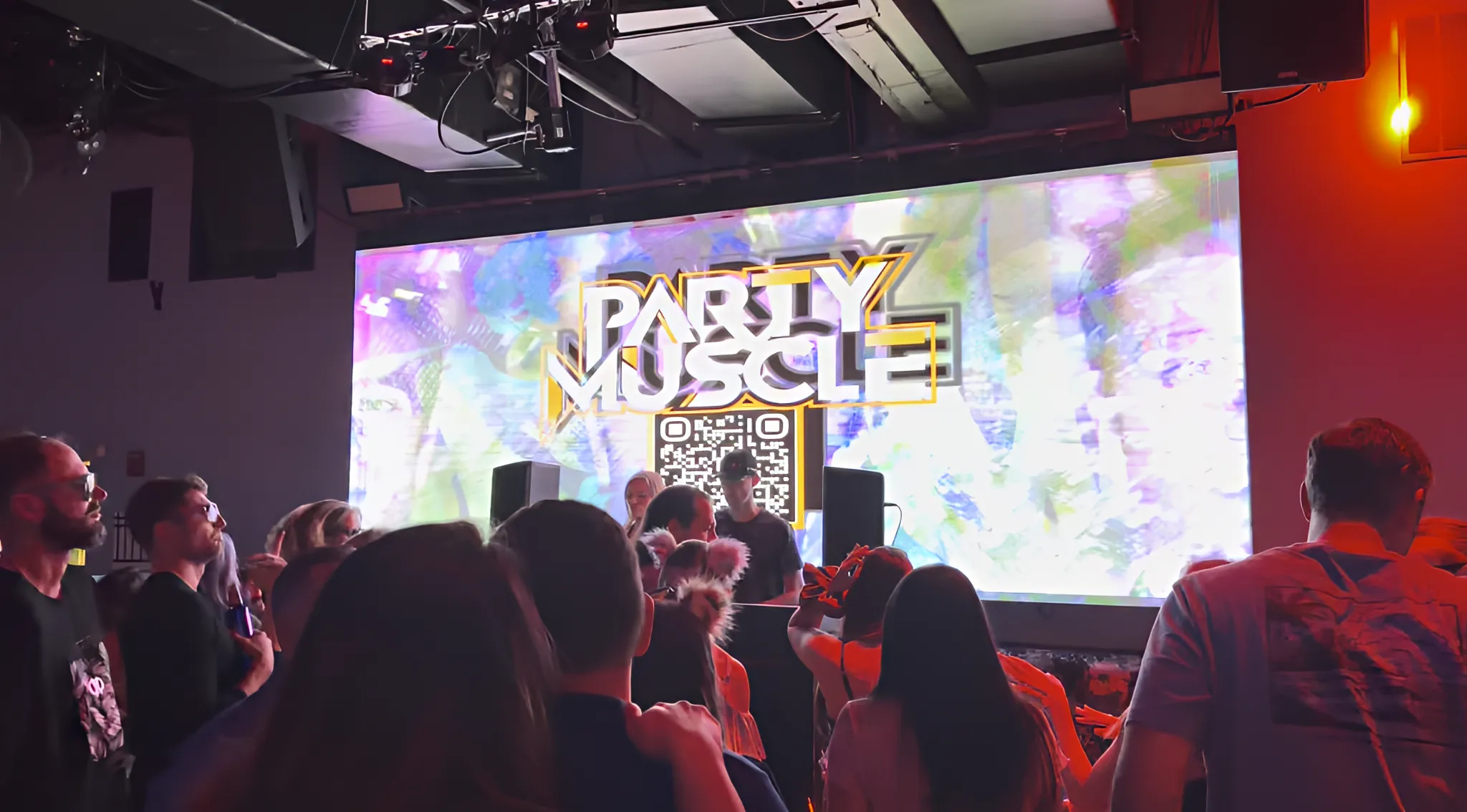 Party Muscle playing to a packed room in Orlando